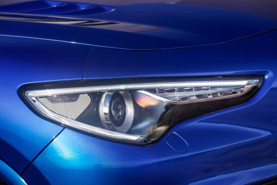 Детали экстерьера Alfa Romeo Stelvio Quadrifoglio (949) 2019 года  (ZA) (фото 4 из 42)